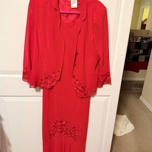 Red Embroidered Women's Skirt Set